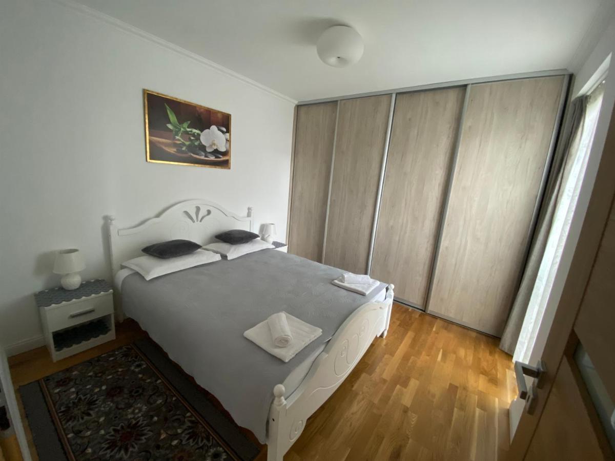 Lunafan Apartment Cluj-Napoca Esterno foto