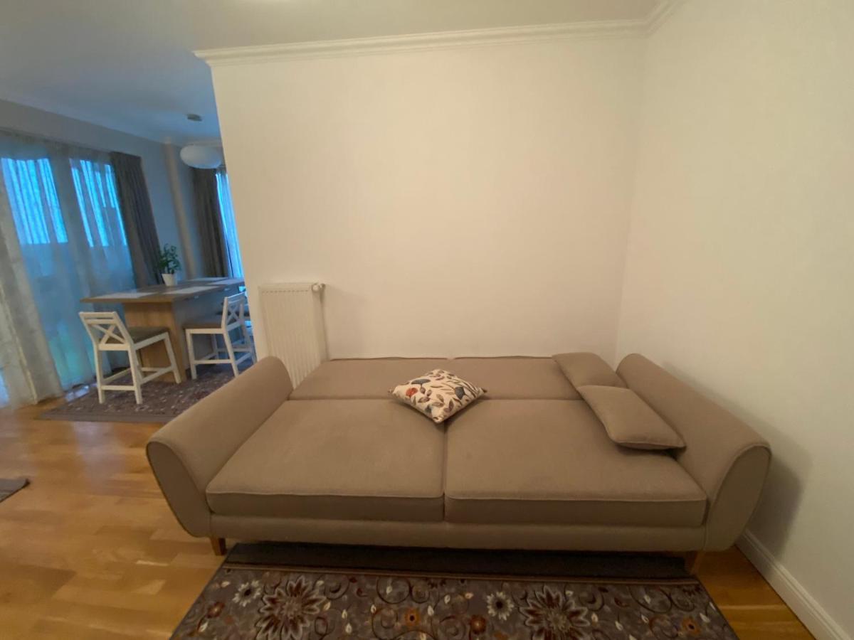 Lunafan Apartment Cluj-Napoca Esterno foto