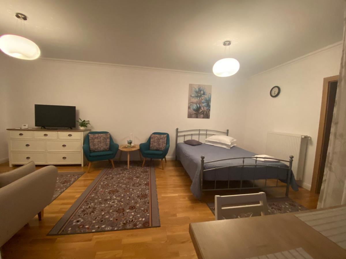 Lunafan Apartment Cluj-Napoca Esterno foto
